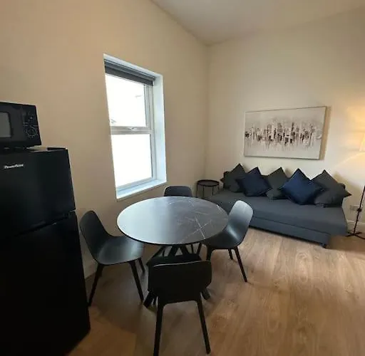 Central Dublin Apartment Дублин